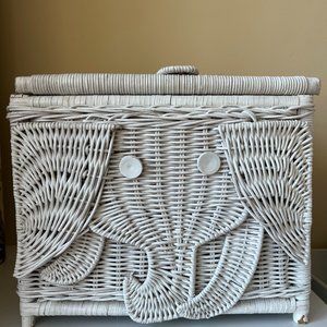 Elephant white wicker box